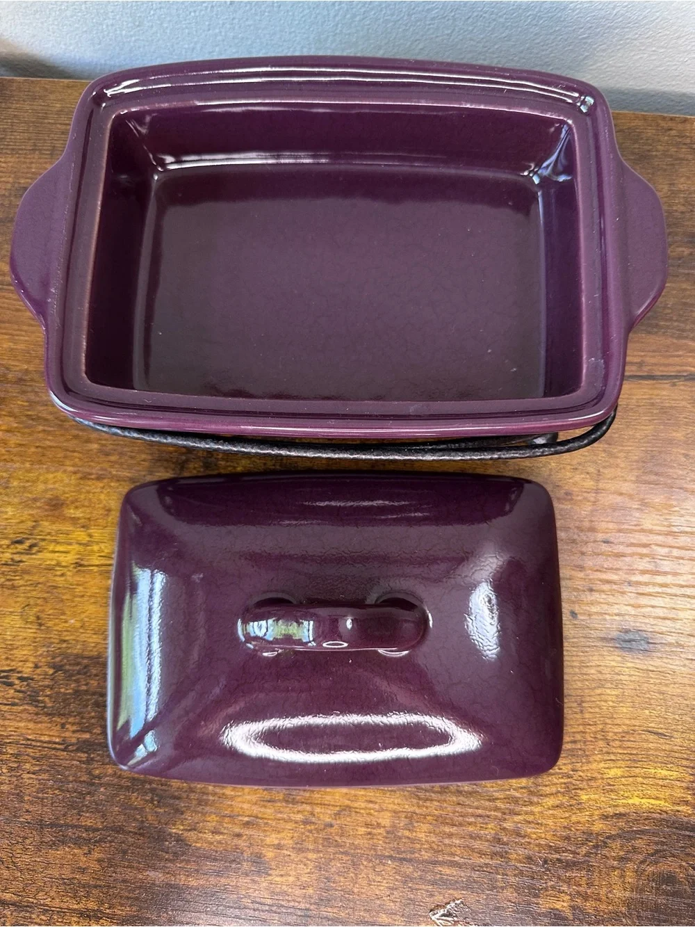 Tastefully Simple Eggplant Purple Ceramic Covered Dip Crock Baker Lidded